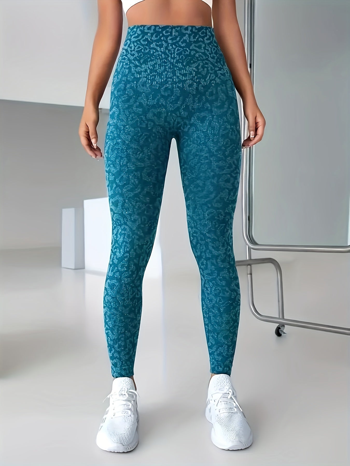 Miscozy Seamless High-Waisted Leopard Yoga Pants